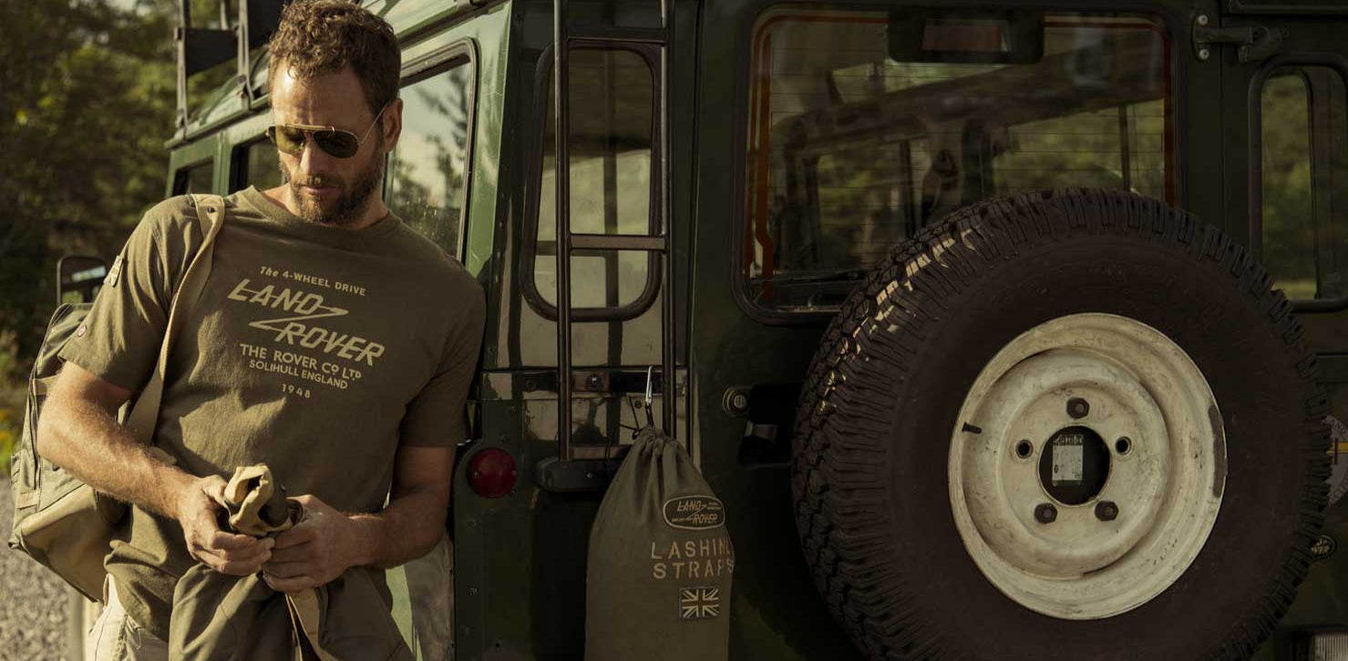 Red Canoe Land Rover Series 1 T-Shirt