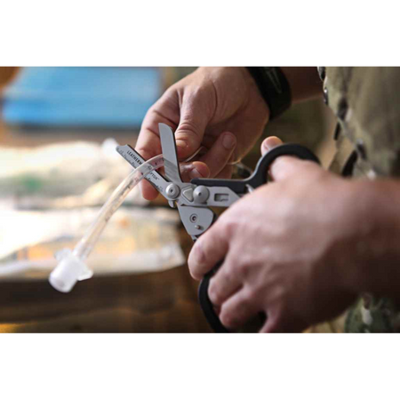 Leatherman Raptor Rescue - Astrolabe Outdoors - image 9